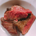 麺や すずらん亭 - もも肉のステーキ