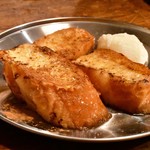 キャンパーズ パラダイス トーキョー - 料理長渾身のフレンチトースト@690円