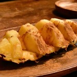 キャンパーズ パラダイス トーキョー - パイナップルグリル@490円