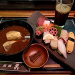 魚輝水産 - 日替わり寿司ランチ（842円）