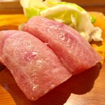 魚がし寿司 - 本鮪大トロ 250円×2