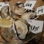 生牡蠣全4種類食べ比べ ～兵庫県岩見産、広島県情島産、福岡県門司産、兵庫県坂越産
          (2019.2月) 