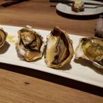 焼きオイスター4種盛り合わせ
          (2019.2月) 
