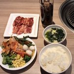 特選和牛大将軍 - サービス焼肉セット（お肉90g） ¥1,280