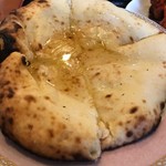 天竺薬膳 北印度料理 みらん - ハニーチーズナン