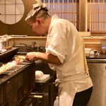 地葉 - 貪欲なまでの向上心。だからこそ、その串は光る。