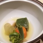 厨翠山   - 温物　長芋　雪の下人参　麩　