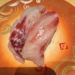 廻転寿司弁慶 新潟ピア万代店 - 鯛の握り、これが意外にねっとり甘く美味かった
