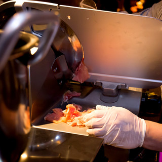 Prosciutto that has been aged and has a melting flavor