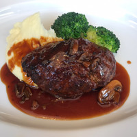 37 Steakhouse & Bar - 