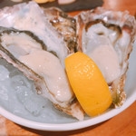 魚とワインはなたれThe Fishand Oysters - 