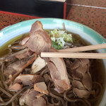 いろは 分店 - 肉そば 親鶏肉 アップ