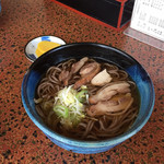 いろは 分店 - 肉そば 普通盛 700円