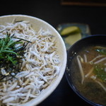 かどや食堂 - しらす丼