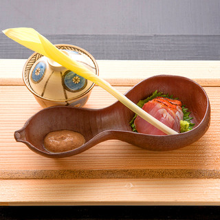 細部まで研ぎ澄まされた、滋味深い美食の数々