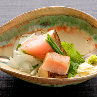 素材本来の持ち味を引き出した、四季を感じさせる懐石コース