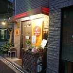 アンジュ - お店の外観 201903