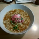 煮干ラーメンとローストビーフ パリ橋 - 