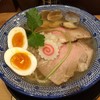 下品なぐらいダシのうまいラーメン屋 荒波屋
