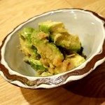 和呑旬 通木 - アボカドのたらこ和え