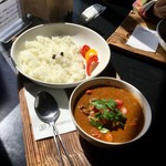 スプーンソング - チキンのサンバルカレー 1,000円