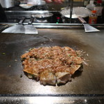 Okonomiyaki Sakura - 牛すじねぎ焼き（醤油）