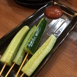 戦国やき鳥 よっ田や - 驚愕！梅きゅうり4本で60円！