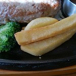 ビッグボーイ - 手ごねハンバーグランチのフライドポテト・ブロッコリー