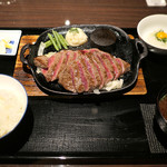 ハンバーグ&ステーキ 黒毛和牛 腰塚 サカエチカ店