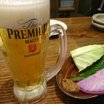 鹿児島県霧島市 塚田農場 - お通しと生ビール