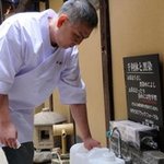 Kyou Ryouri Kiyojirou - 貴与次郎の料理やお茶には、千利休が茶の湯に用いたとされる名水を使用しています。