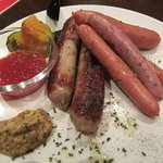 Dining Bar RED Sally - ソーセージの盛合わせ