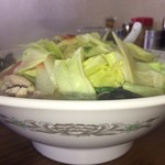 長崎 - こんもり野菜なので なかなか麺までたどり着けない