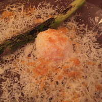 il tram - アスパラガス 半熟卵、チーズとカラスミが新しい。