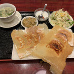 良記 餃子酒場 - 