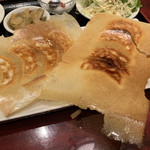 良記 餃子酒場 - 