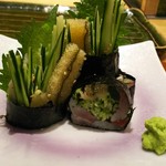 築地寿司清 - 鯵を薬味で巻き巻き