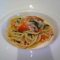 ゼックスウエスト サルヴァトーレ クオモブロス - 蟹と九条ねぎのパスタ