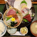 Zentei Echigonodaidokoro - お刺身大漁ランチ