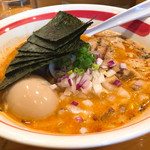 らーめん田 - 工場長辛さ増し＋海苔＋味玉