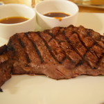 The Reef Bar & Market Grill - 