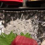 和食 ＤＩＮＩＮＧ 小島 - おもしろい食感のシークリスタル