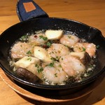 PUB TAP+  - 海老とエリンギのアヒージョ