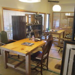 戸無のそば屋 - 店内