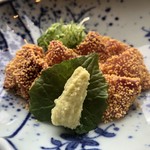 徳山鮓 - 鯉の子まぶし。写真を撮る手も震えるほどの繊細さ。