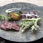 徳山鮓 - 鴨の燻製、猪、カンゾウ天ぷら、リンゴコンポート