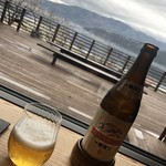 徳山鮓 - 余呉湖の自然とビールも溶け合っている。