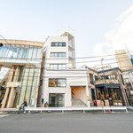 Daikanyama Guramusuba Bekyu Raunji - 原宿店のビル