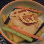 まき村 - 柿　胡麻クリームがけ