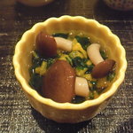 まき村 - しめじ　春菊　菊の花